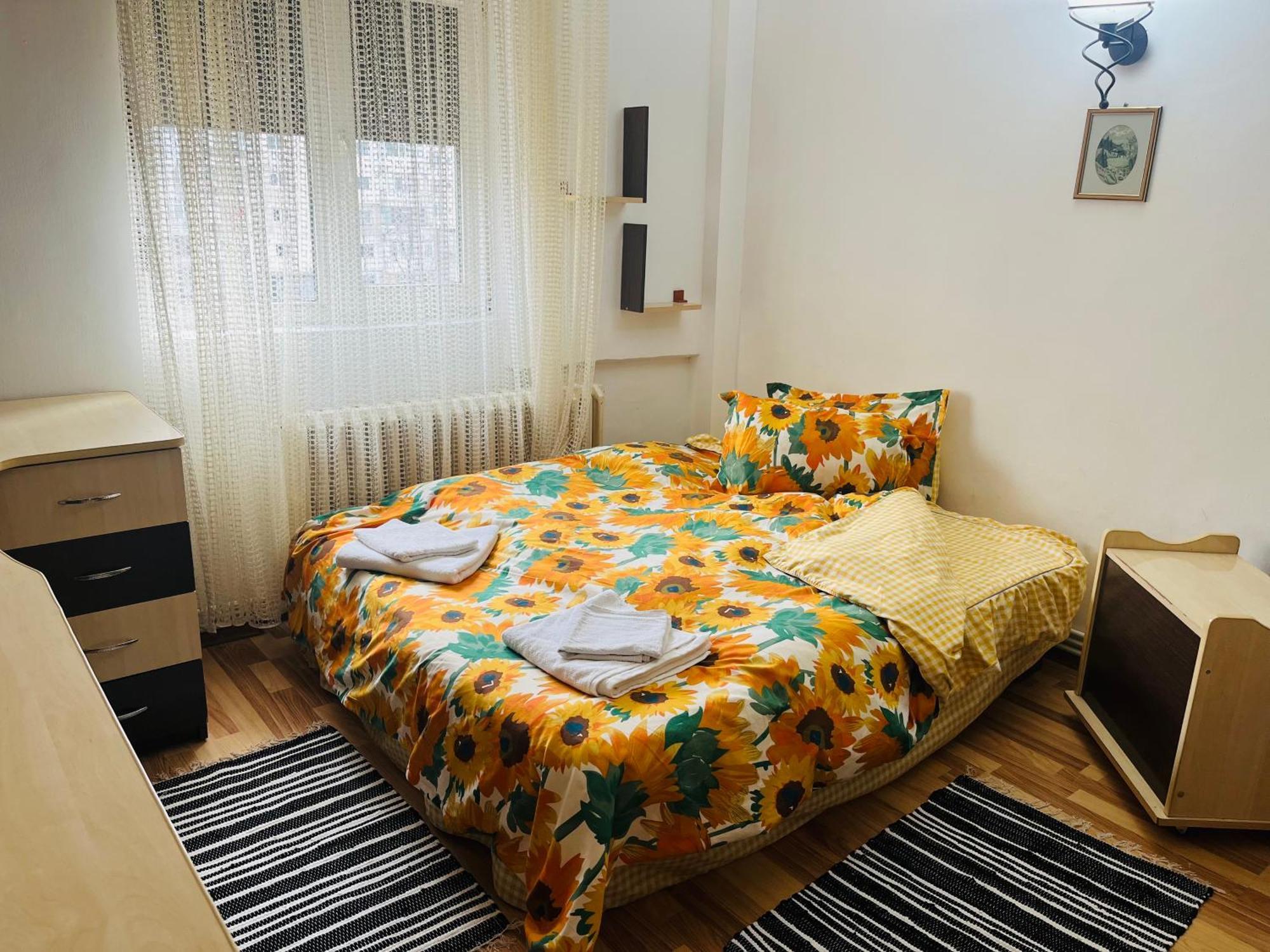 Apartament Cornelia Buzău Buitenkant foto
